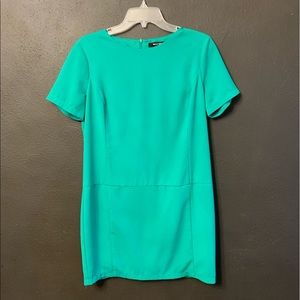 Kelly green shift dress